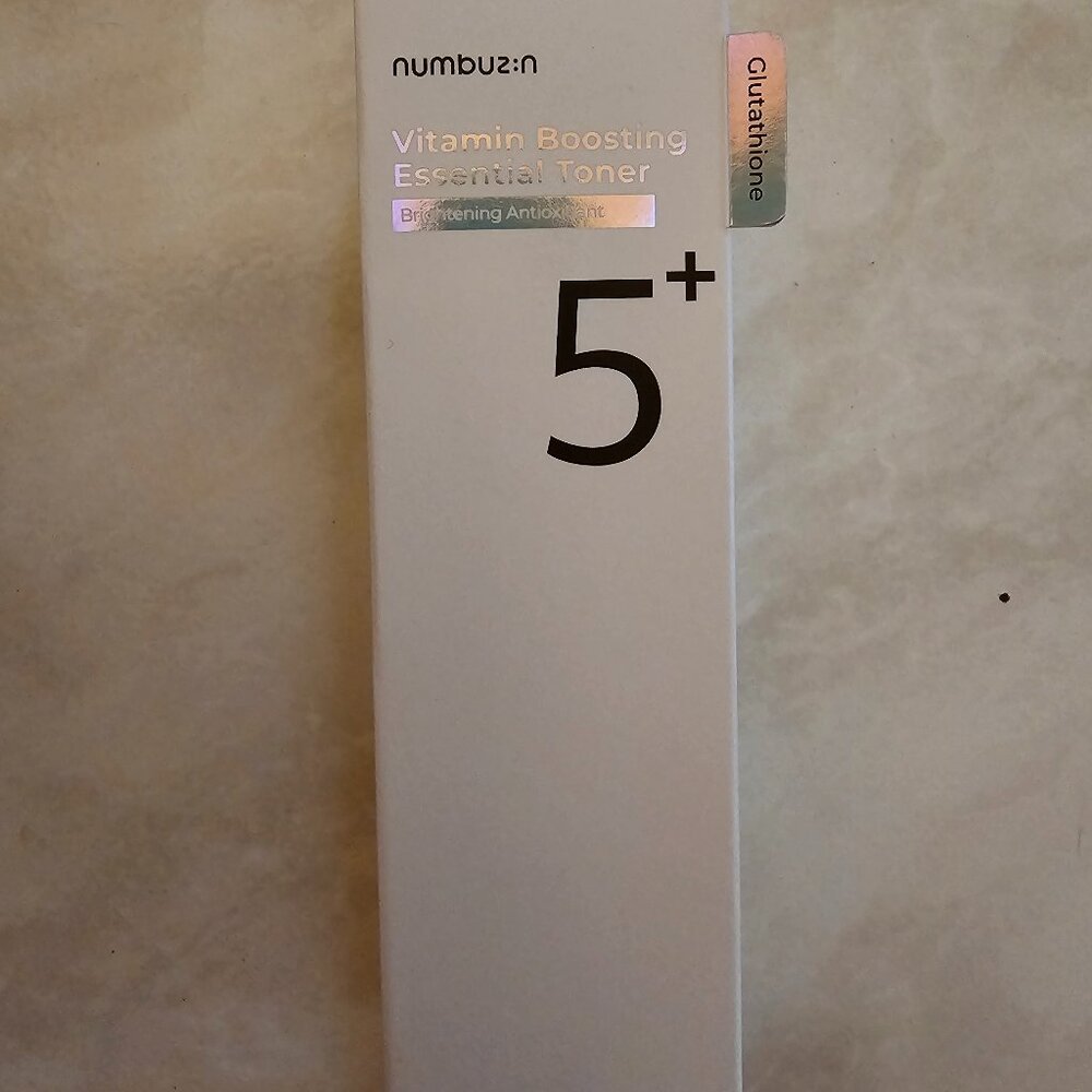 Numbuzin  No.5 Vitamin Boosting Essence Toner